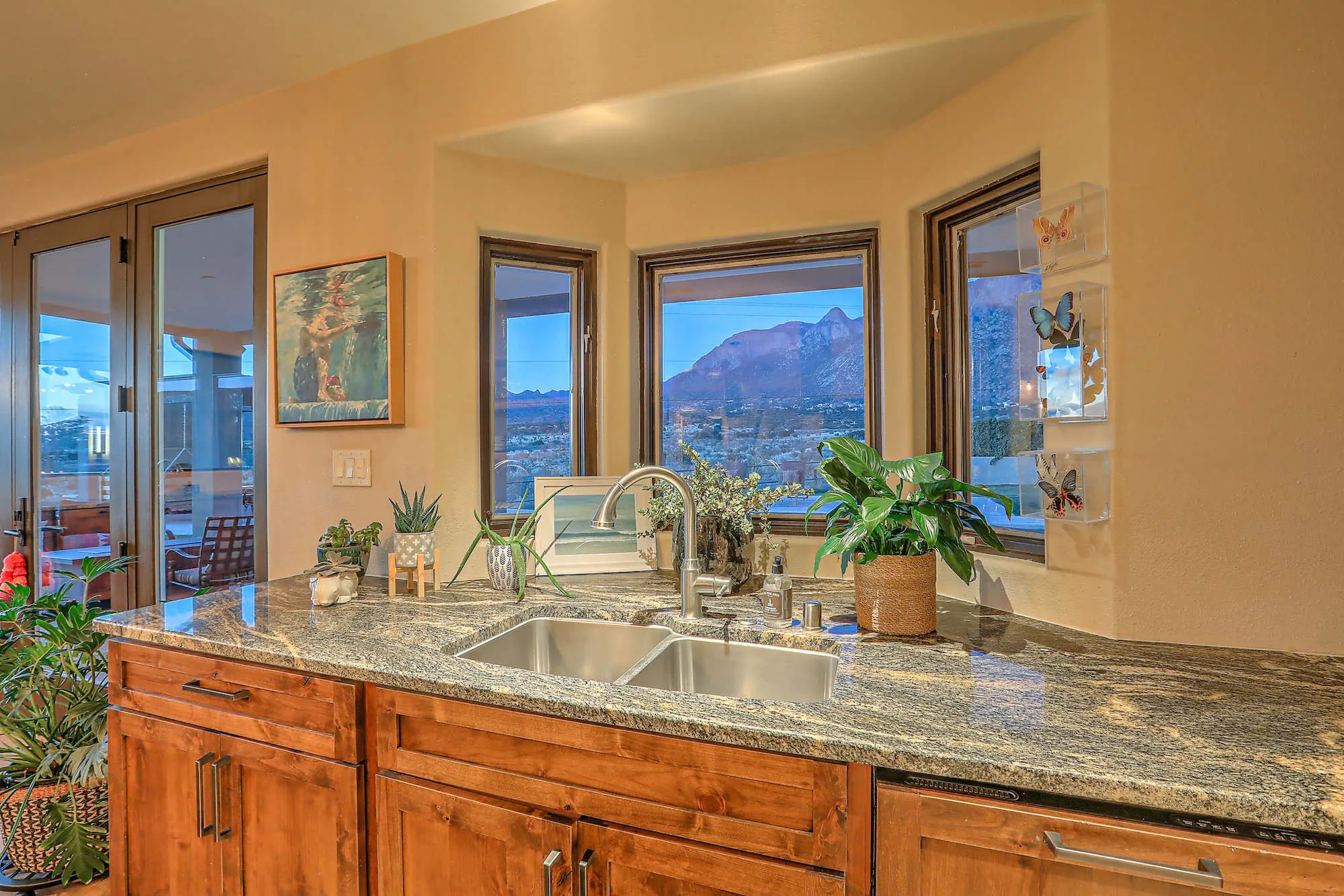 southwest suites